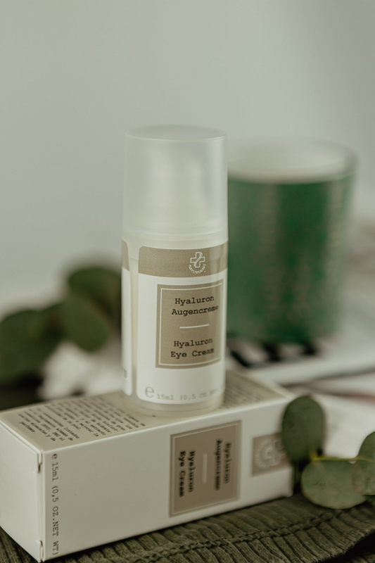 Crème pour les yeux au hyaluron