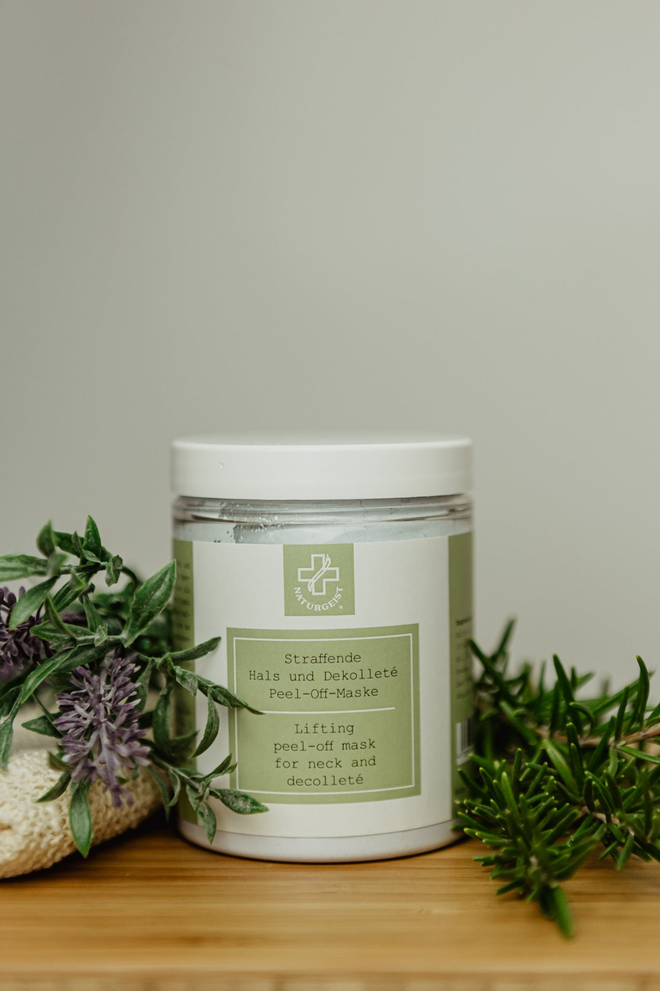 Masque peel-off liftant pour le cou et le décolleté