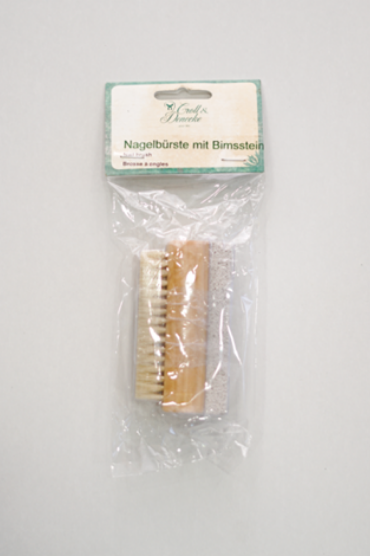 Brosse à ongles avec pierre ponce